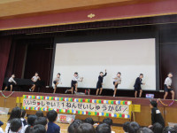 ６年