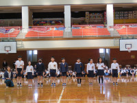 ３年
