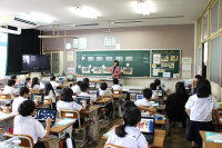 3年